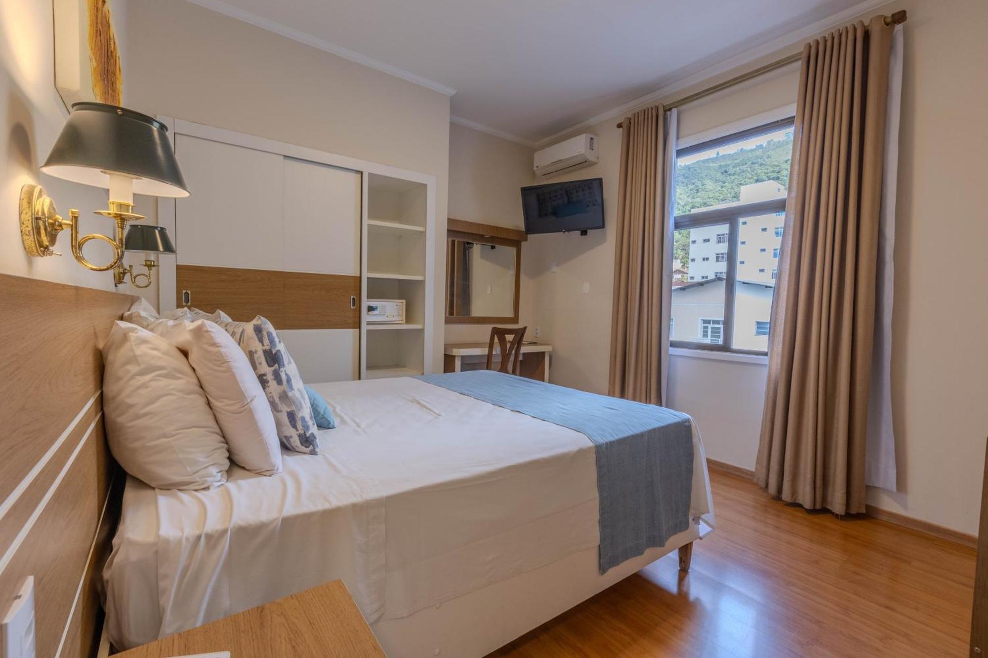 Minas Gerais Hotel 4*